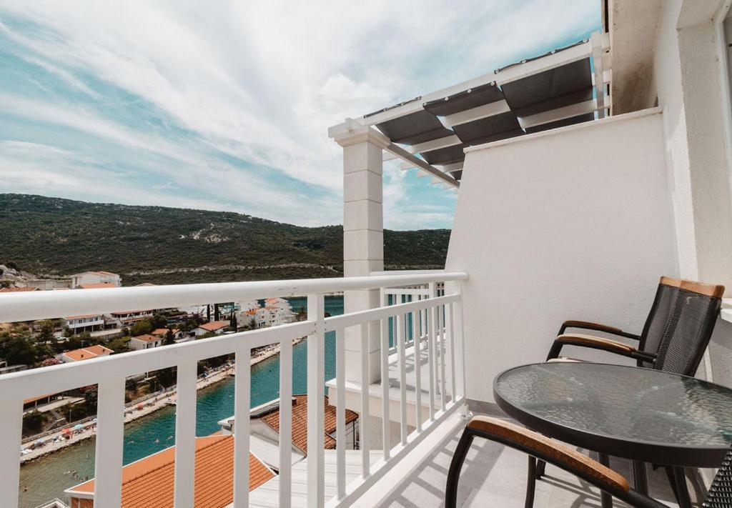 Villa Tiha Luka Неум Екстер'єр фото